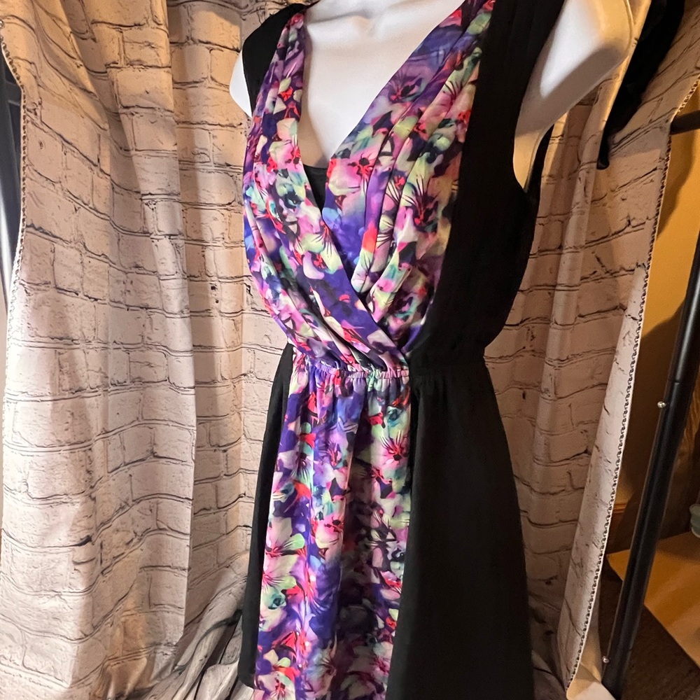 Express Floral V-Neck Mini Dress - Black and Purple
